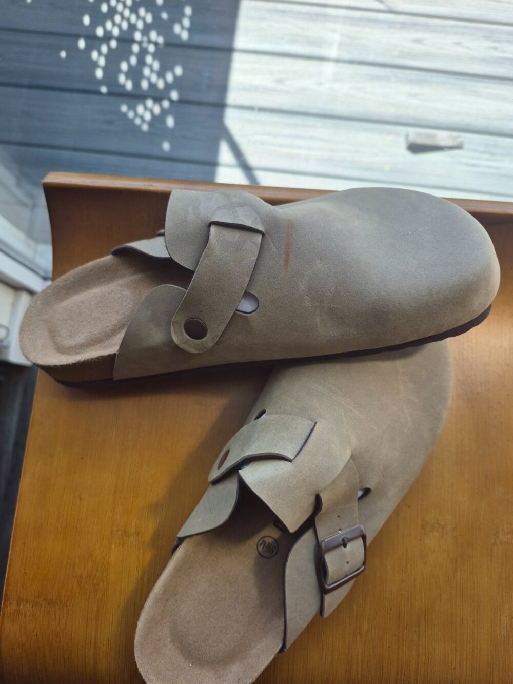 Mules Clogs 8.5 - Picture 3 of 7